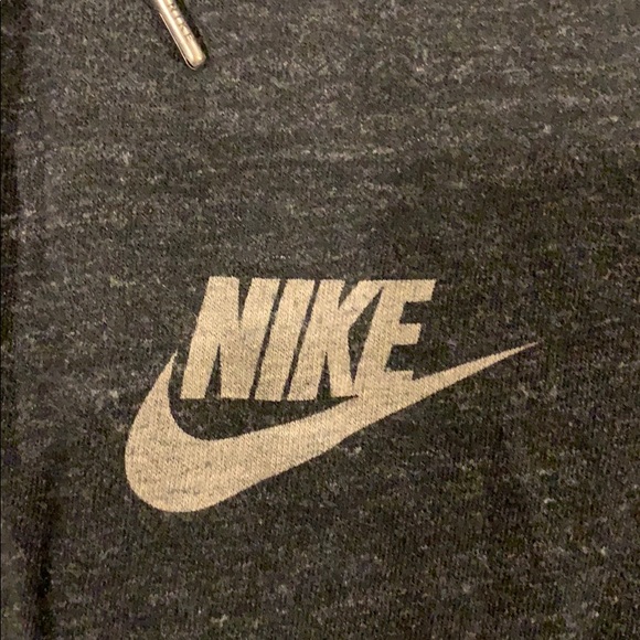 Nike Zip Up Jacket - Picture 5 of 8